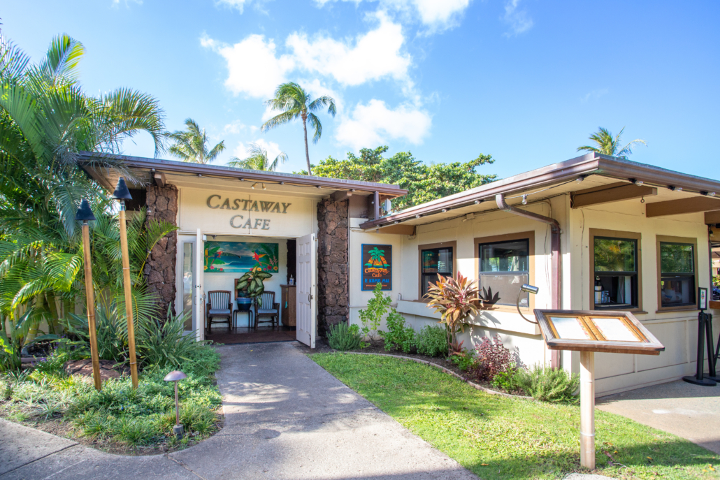 Maui Kaanapali VIllas - on-site restaurant Castaway Cafe