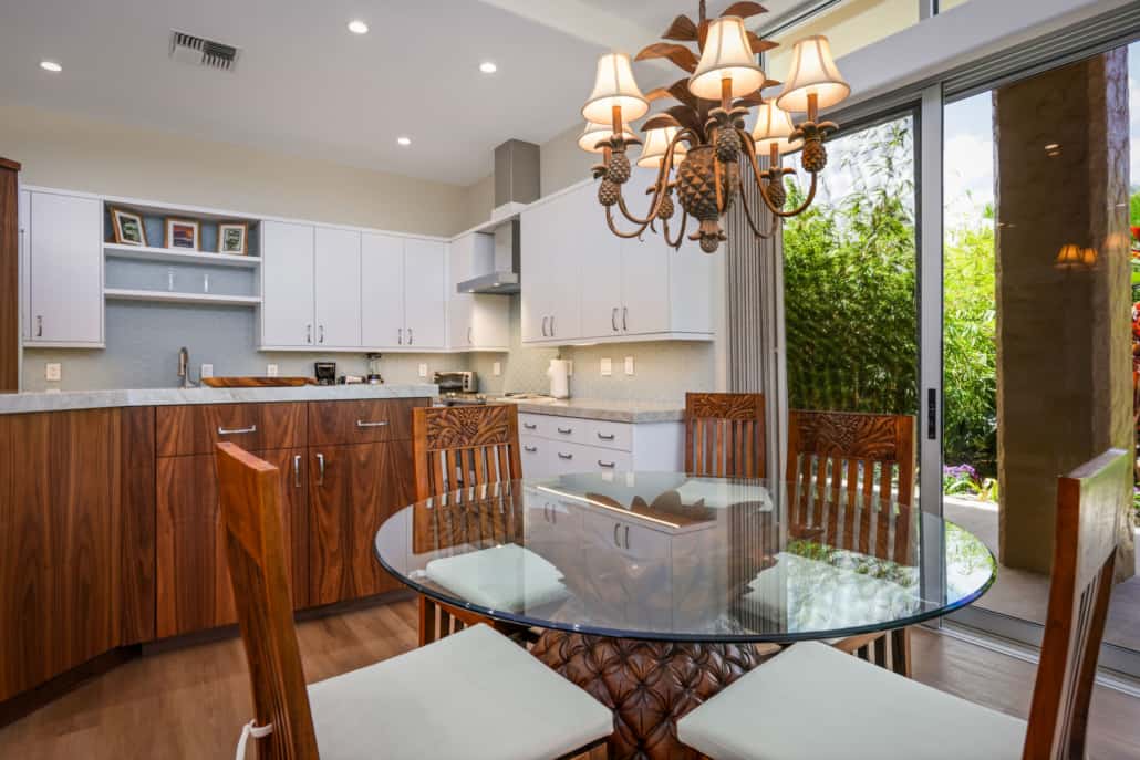 Aston-Maui-Kaanapali-Villa-–-Studio-Ocean-View-Premium-Dining-Space-1030x687