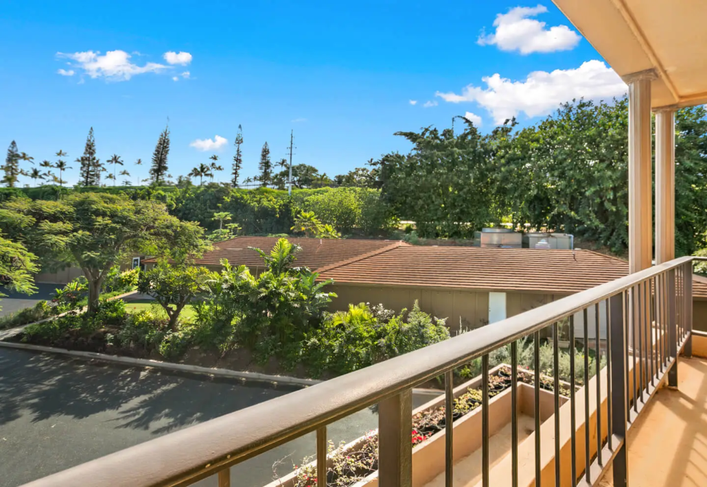 aston-maui-kaanapali-villas-hotel-room-deluxe-balcony-view-1440x993