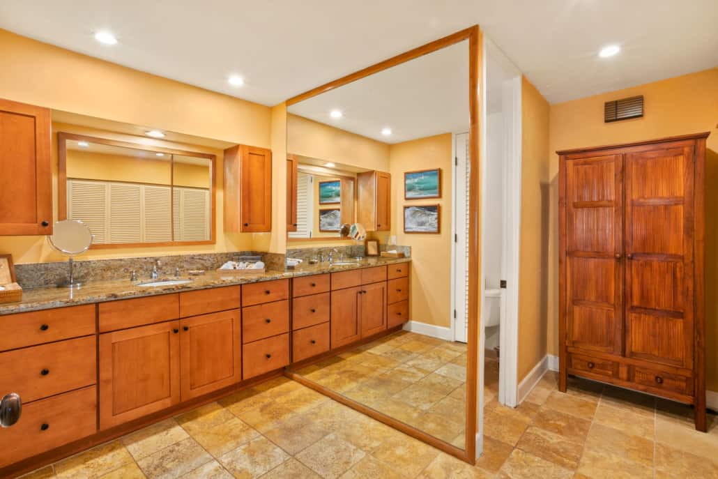 Aston-Maui-Kaanapali-Villas-1-Bedroom-Oceanfront-Premium_Bathroom_5040x3360-medium-1030x687