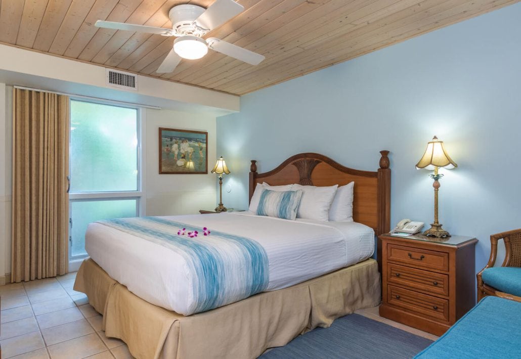 maui-kaanapali-villas-2-bedroom-premium-bedroom-3-1440x993-1-1030x710