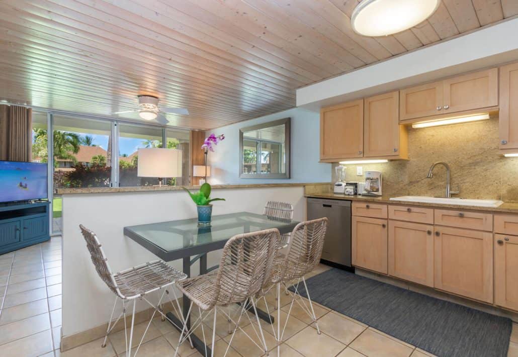 maui-kaanapali-villas-2-bedroom-premium-dining-1440x993-1-1030x710