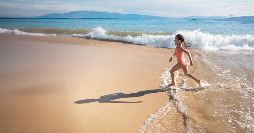 MKV_Girl_running_on_beach-1060x557
