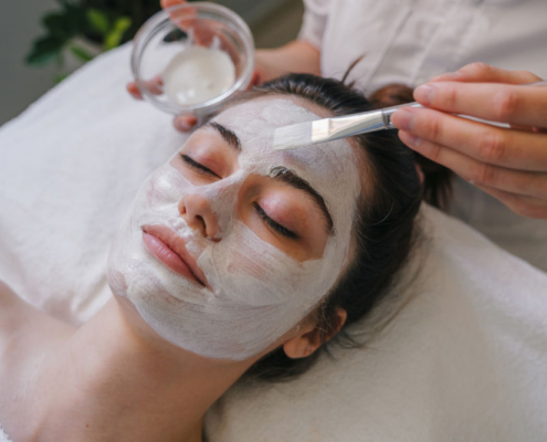 MKV-SpaLaMer-facial-877x677